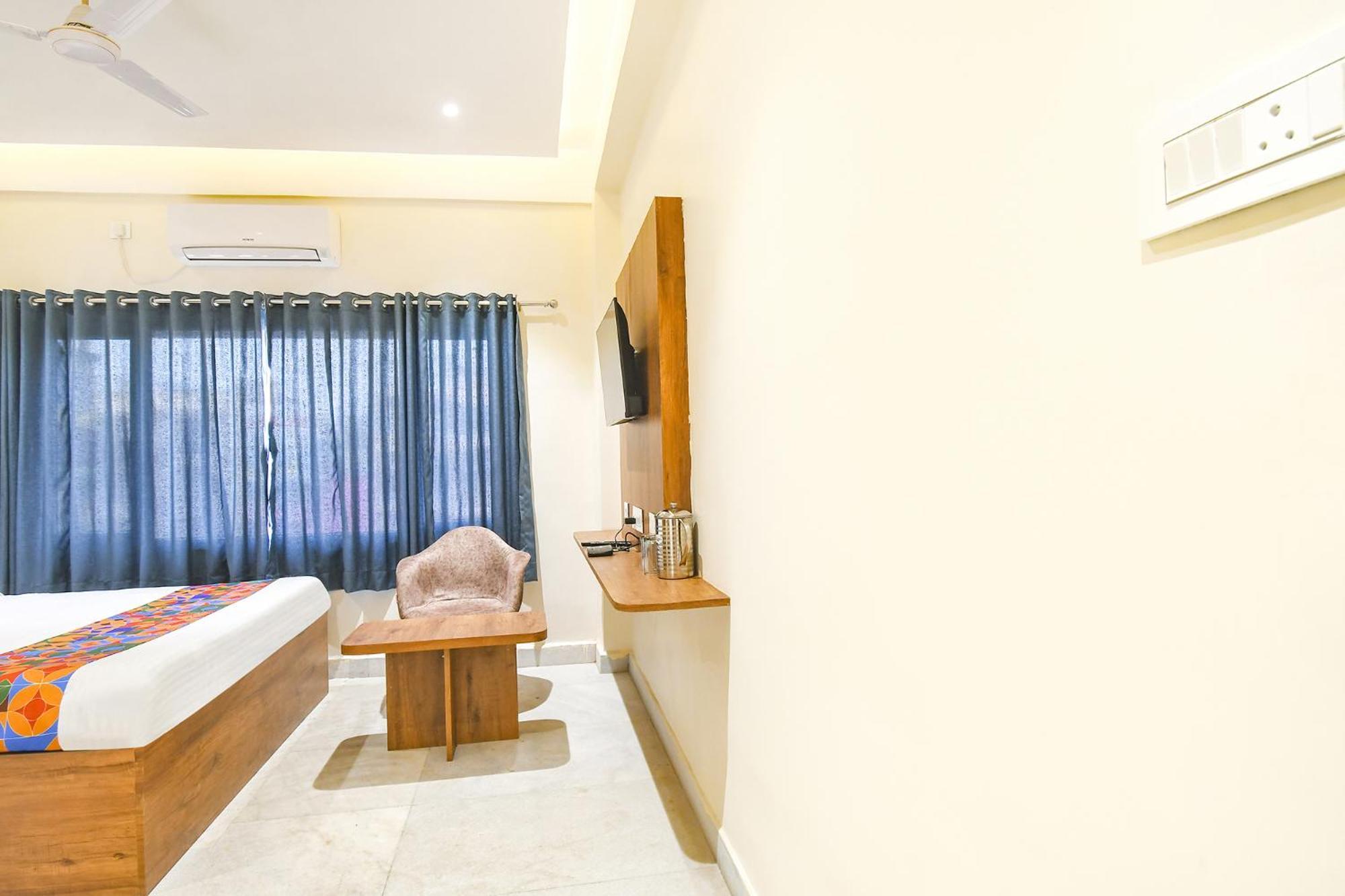 Fabhotel Prime The Golden Plaza - Nr Tarapith Temple מראה חיצוני תמונה