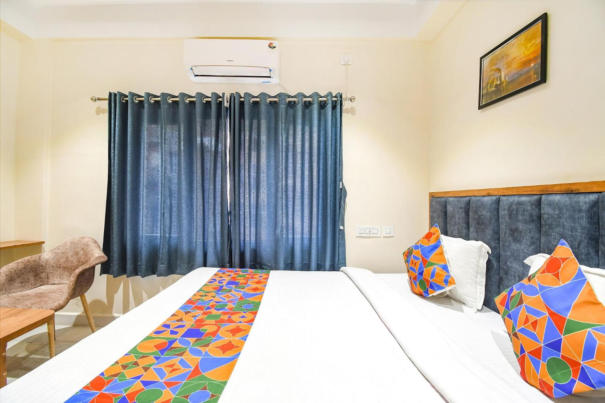 Fabhotel Prime The Golden Plaza - Nr Tarapith Temple מראה חיצוני תמונה